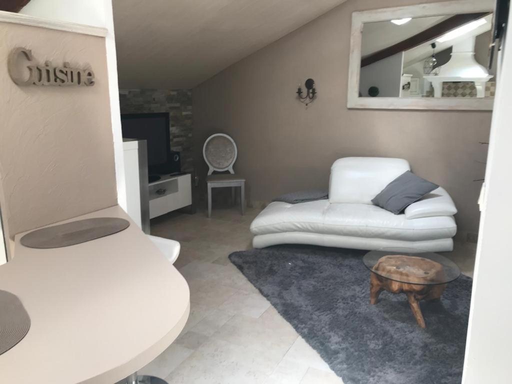Le Hameau Des Vanades Ampus Buitenkant foto