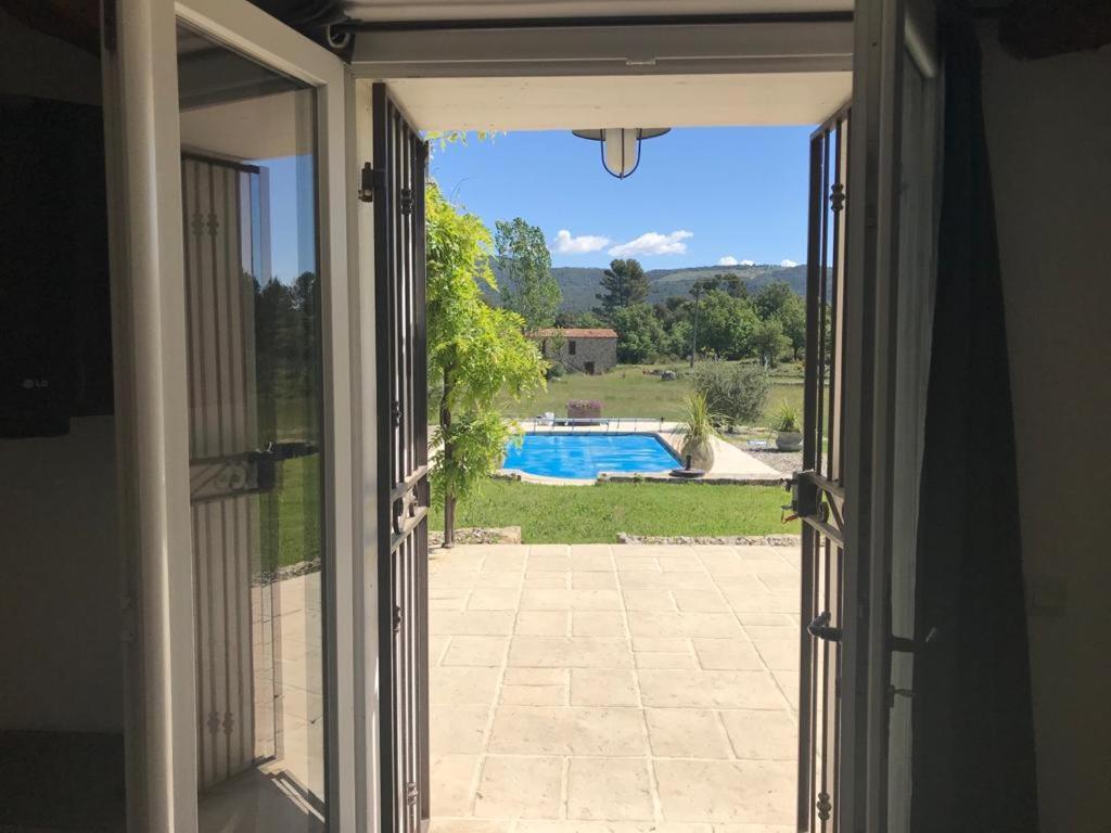 Le Hameau Des Vanades Ampus Buitenkant foto