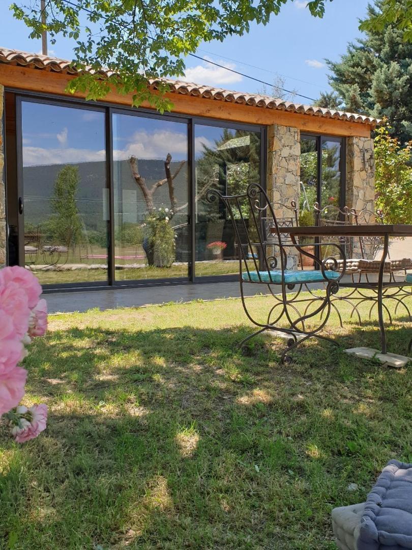 Le Hameau Des Vanades Ampus Buitenkant foto